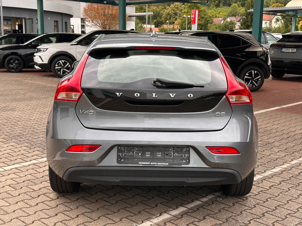 Volvo V40 D2 Kinetic *Navi*LED*CD-Player*Händler*