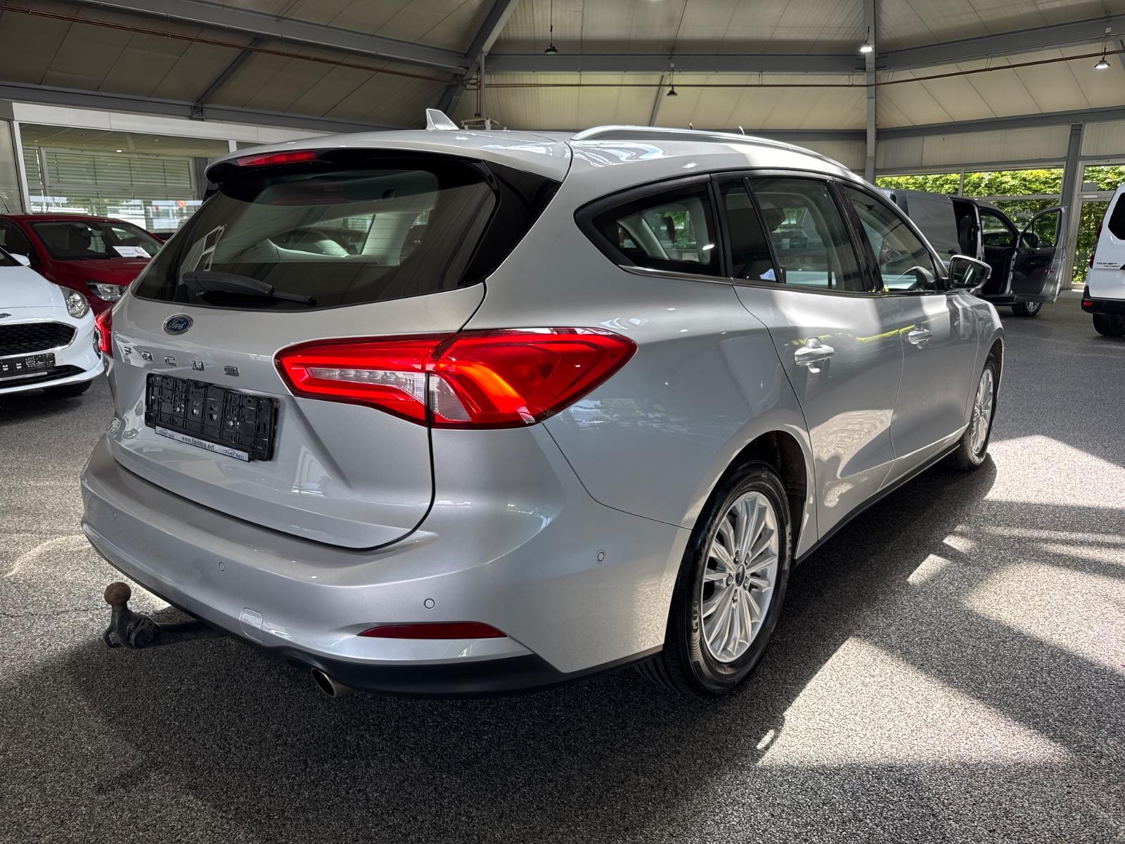 Ford Focus Tur 1.5D Titanium AHKNavi RfKakt.PDCWinter