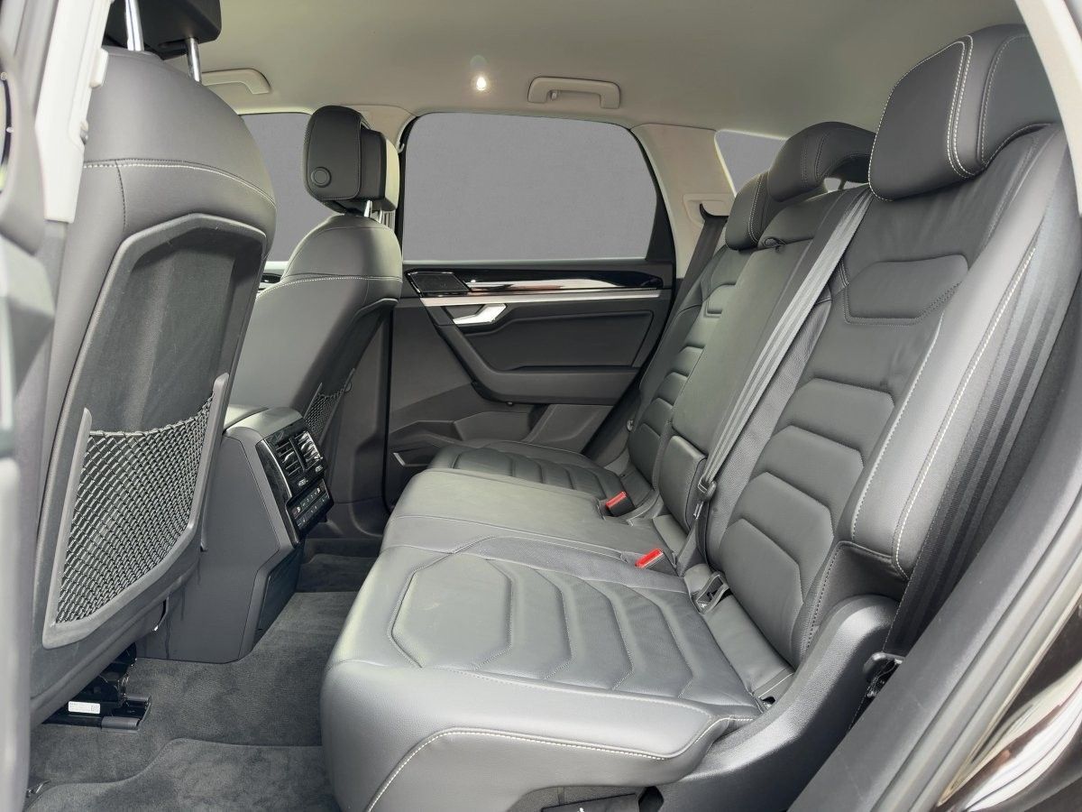 Volkswagen Touareg 3.0 V6 TDI R-Line 4M AHK NAV ACC RFK VC foto 17