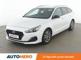 Hyundai i30 1.4 MPI Passion*TEMPO*CAM*PDC*SHZ*KLIMA* - Hyundai i30 Gebrauchtwagen in Stuttgart