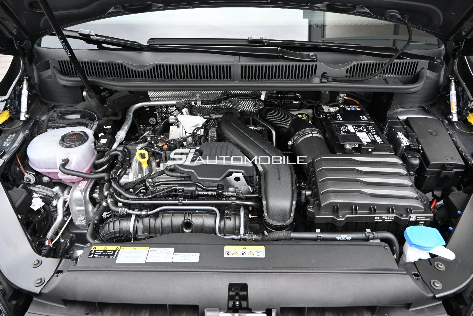 Fahrzeugabbildung Volkswagen Touran 1.5 TSI DSG °UVP 61.017€°ACC°AHK°STANDHEI