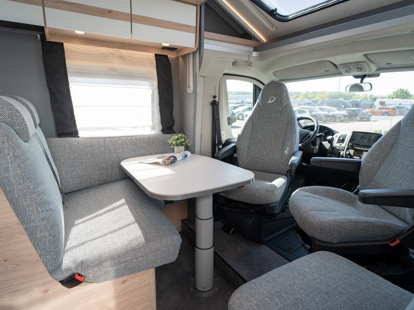 Fahrzeugabbildung Dethleffs Just Camp T 7052 EB Navi/RFK SAT/TV Markise uvm.