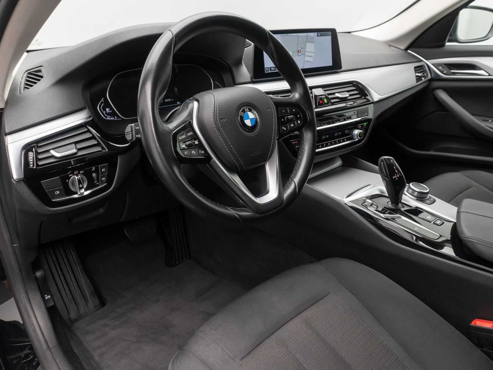 Fahrzeugabbildung BMW 520d DAB CockPit+ Lordos Stop&Go PDC Alarm LED