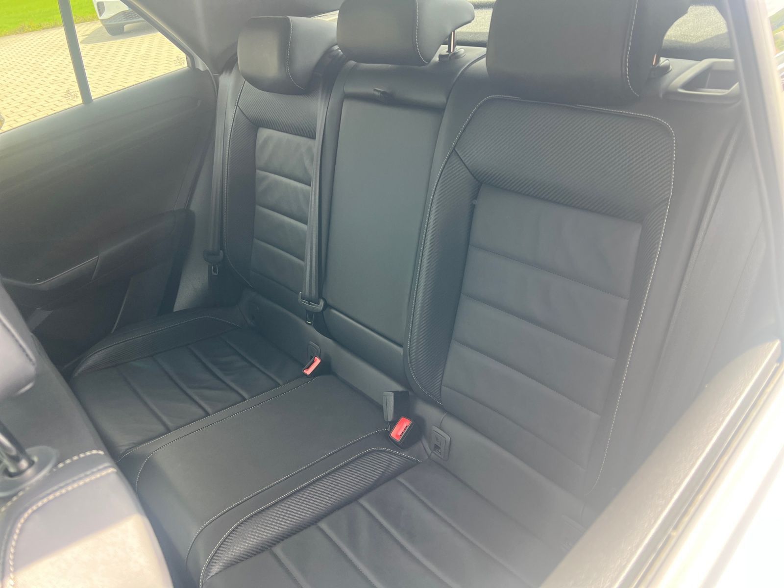 Volkswagen T-Roc - Bild 11