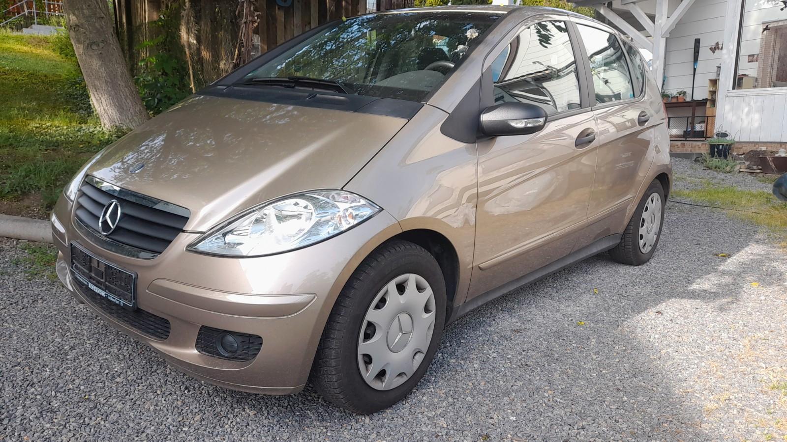 Mercedes-Benz A 150 Rentnerfahrzeug org. 98TKM, Panoramadach
