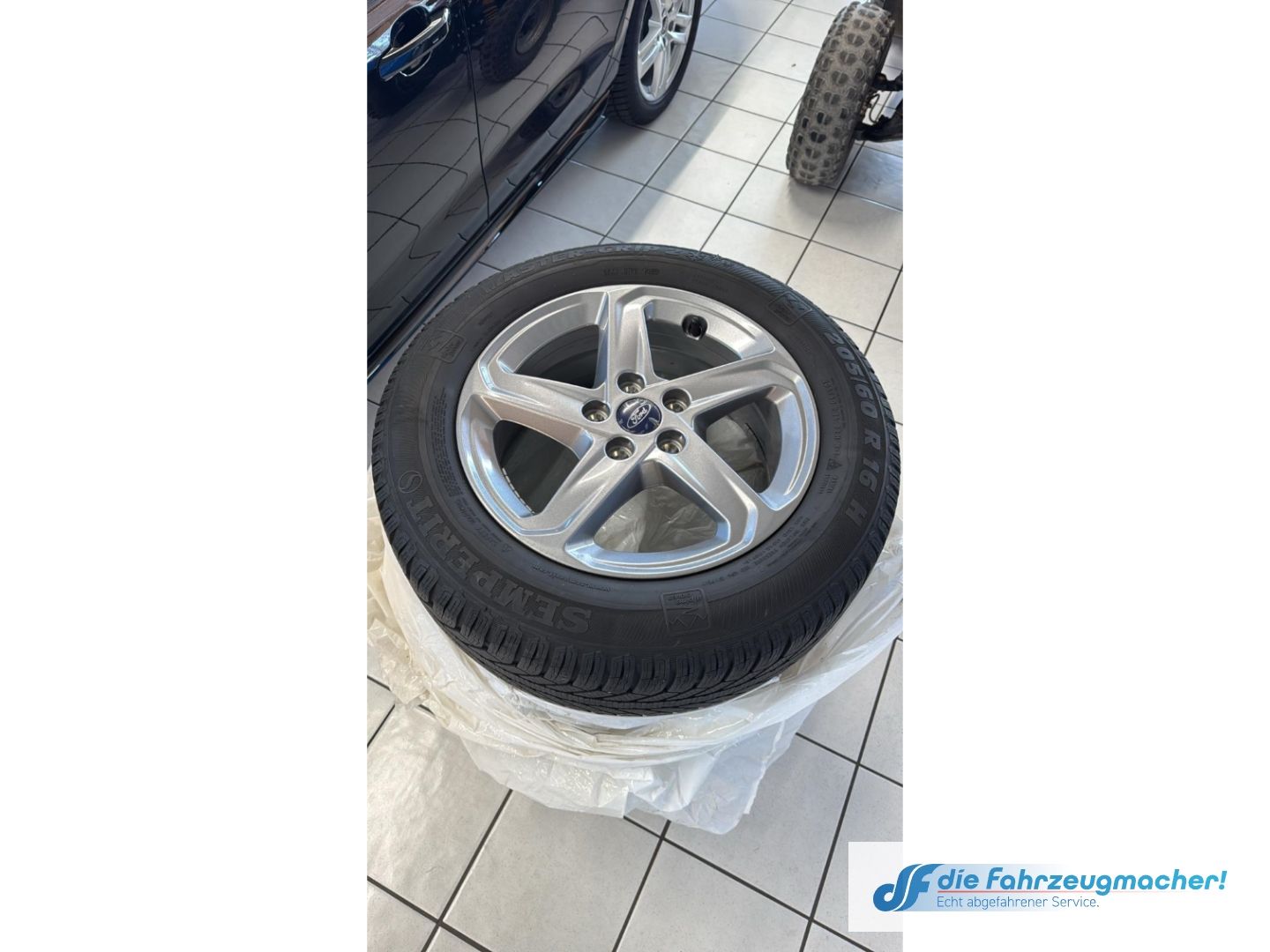 Fahrzeugabbildung Ford Focus Turnier Titanium 1.5 EcoBlue *Facelift*