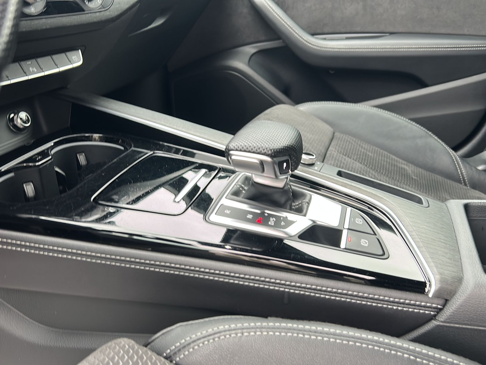 Fahrzeugabbildung Audi A4 35 Avant TDI S-Line