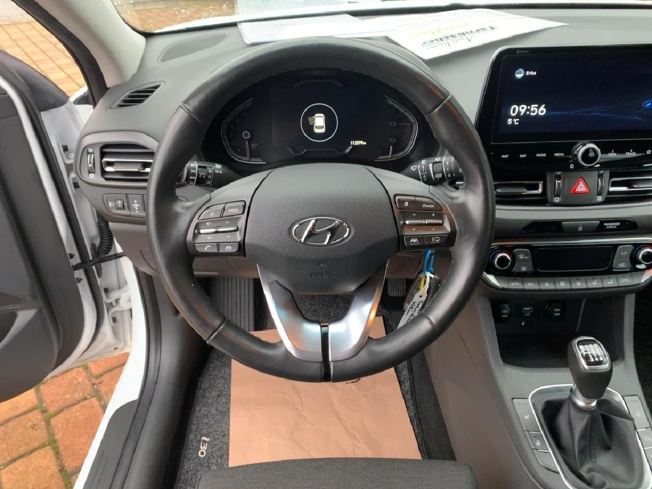 Fahrzeugabbildung Hyundai i30 Intro Edition