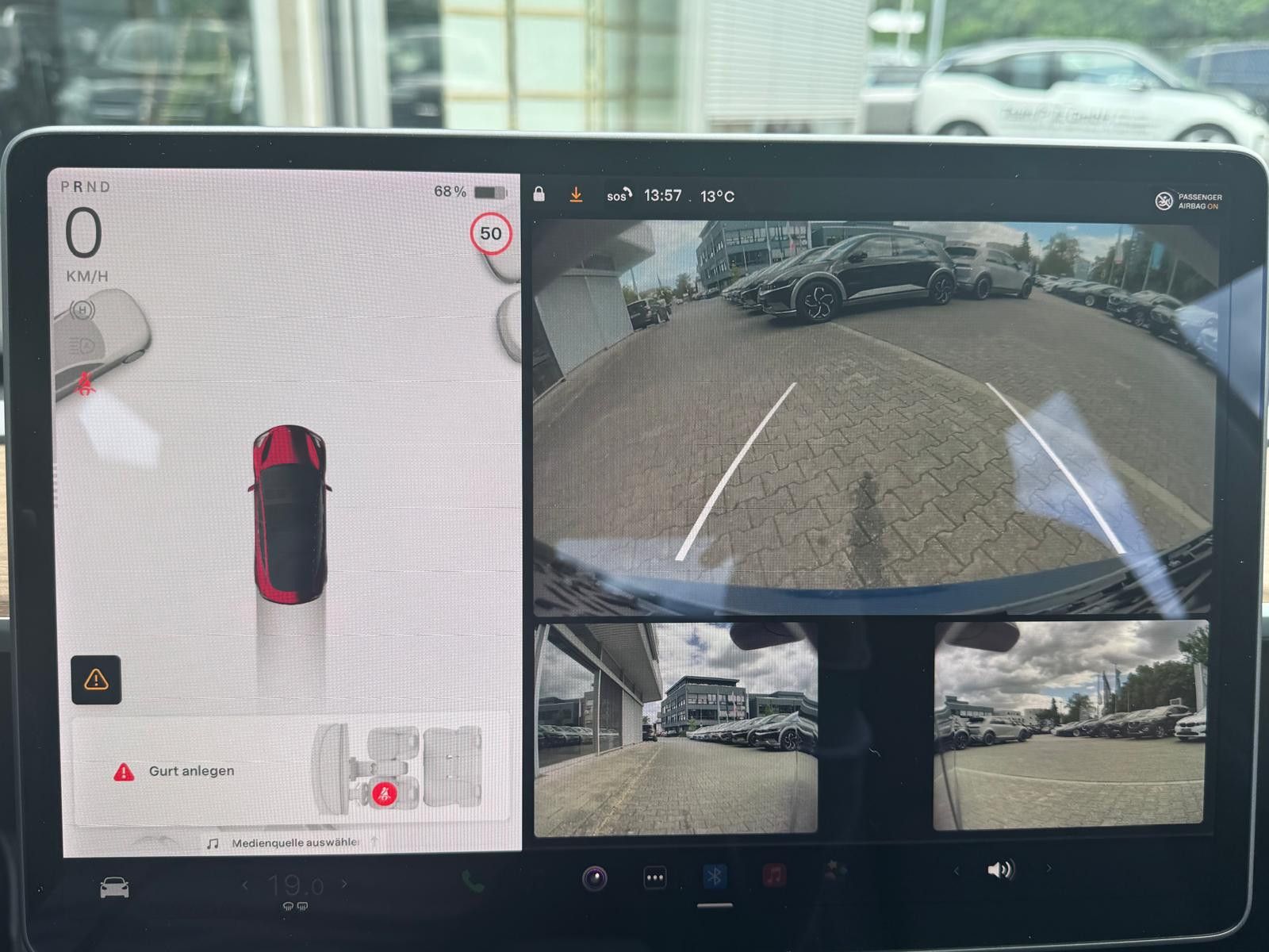 Fahrzeugabbildung Tesla Model 3 RWD PANO+LED+NAVI+SHZ+KAMERA+ACC+WP