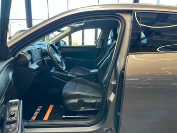 MYAUTOCENTER – Gebraucht- und Jahreswagen mit Werkstattservice in Pfaffenhofen Volkswagen T-Roc Style *1.HAND*19%MWST*ALCANTARA*CARPLAY*