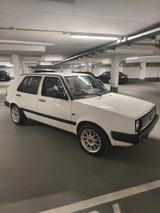 Volkswagen Golf 2 1.8 90 PS Automatik Oldtimer  - Volkswagen Golf Oldtimer: Limousine