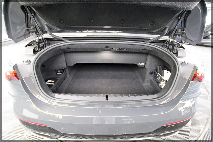 BMW M440i Cabrio M Sport NAVI / CAM / LASER