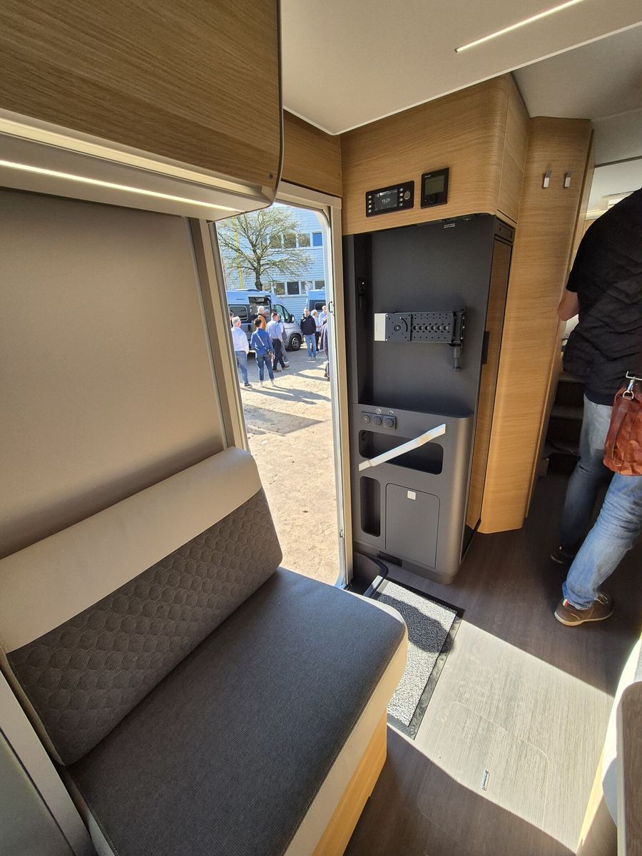 Fahrzeugabbildung Adria Matrix 670 SL 60Y Markise,Combi6E,MACHplus