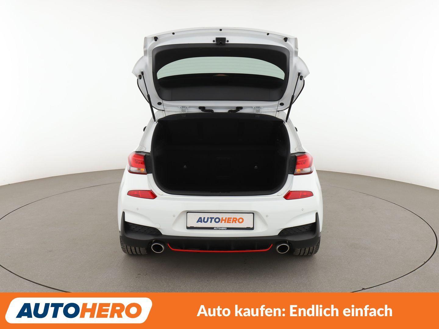 Hyundai i30 2.0 TGDI N Performance*NAVI*LED*TEMPO*CAM*