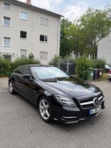 Mercedes-Benz CLS 350 BlueEFFICIENCY - - Mercedes-Benz CLS 350: Coupe