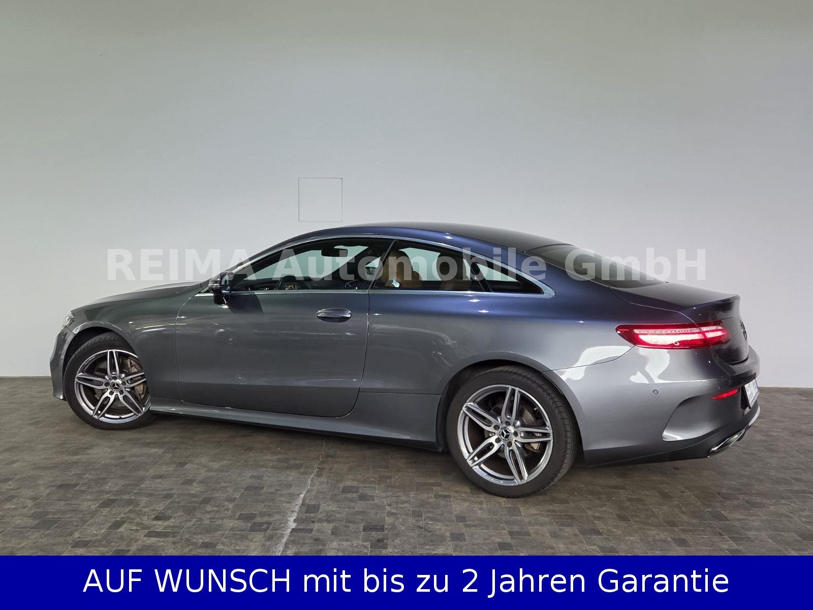Fahrzeugabbildung Mercedes-Benz E 200 E Coupe AMG, LED, Leder, Assistentspaket