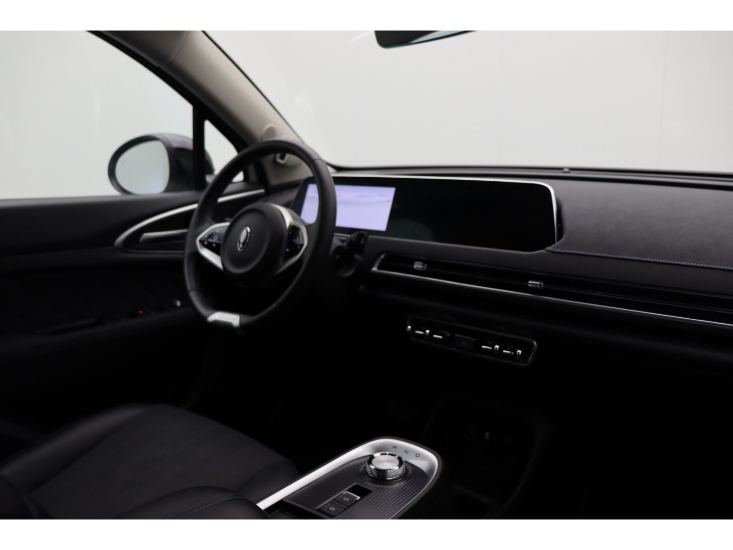 Fahrzeugabbildung GWM ORA 03 400 PRO WPF Navi Leder LED ACC Kamera