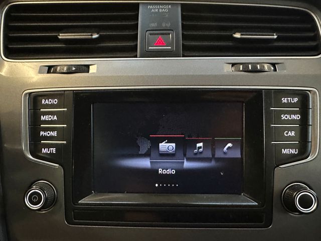 Volkswagen Golf VII Lim. Sound Start-Stopp *Navi*Kamera*