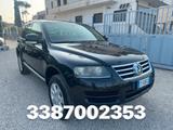 Volkswagen Touareg 3.0 V6 TDI DPF tiptronic ganc - Volkswagen Touareg aus 2005: V6 TDI