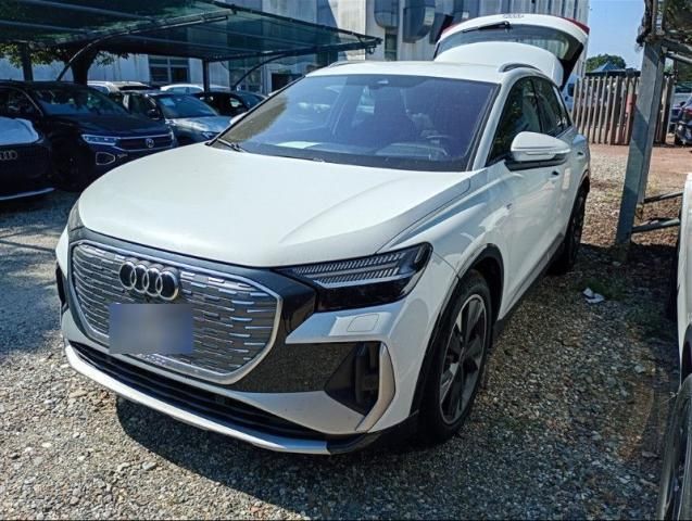 Audi Q4 E-TRON 55 Q S LINE MATRIX ACC HuD KAM. WÄRMEP foto 5