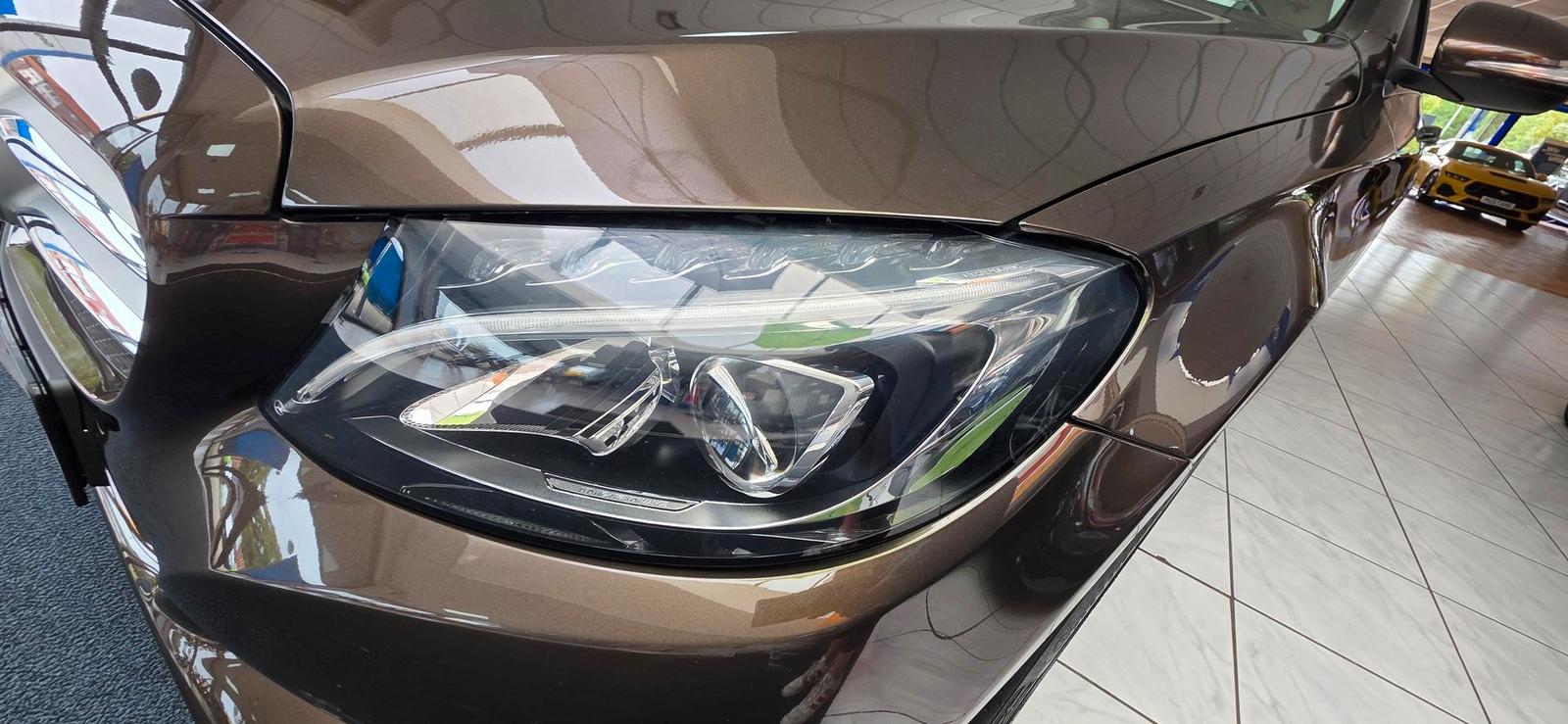 Mercedes-Benz C 220 7G-TRONIC Avantgarde Pano Navi Standheizun