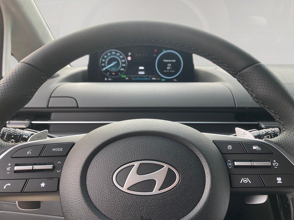 Fahrzeugabbildung Hyundai STARIA Hybrid 7-Sitzer SIGNATURE