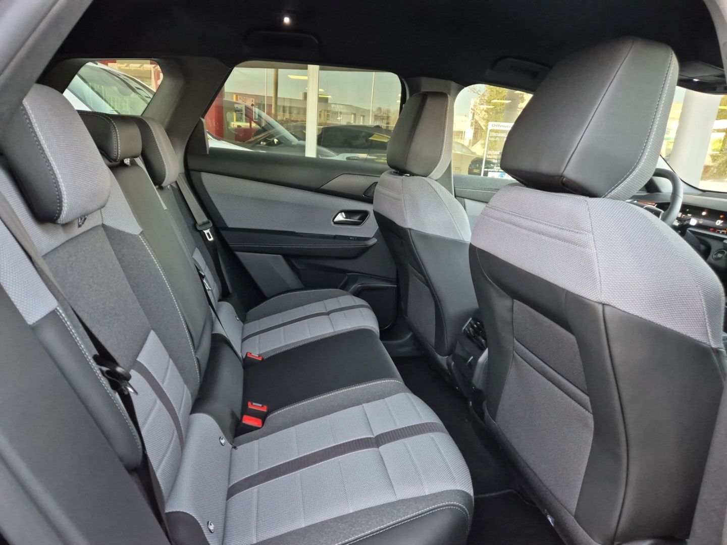 Fahrzeugabbildung Opel Grandland 48V Mild-Hybrid 100kW EU6e 1.2 Hybrid