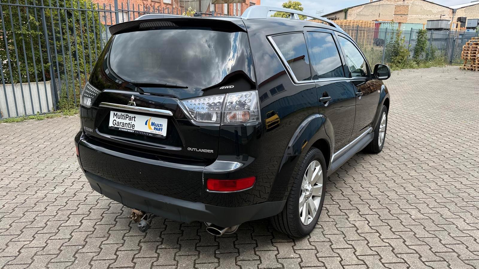 Mitsubishi Outlander 2.4 Instyle 4x4 Autom*NAVI*Klimaautom*