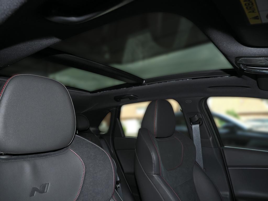 Hyundai i30 – Bild 15
