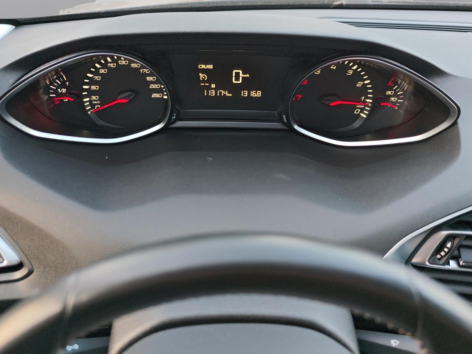 Peugeot 308 SW 1.2 Klimaauto Navi Kamera Sitzheizung