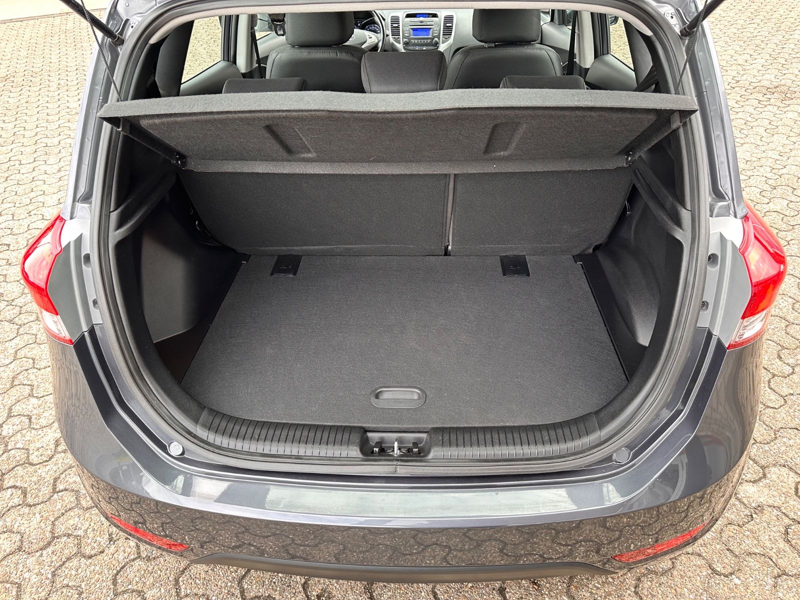 Fahrzeugabbildung Hyundai ix20 1.4 Classic Klima/GJR/Audio/Original KM