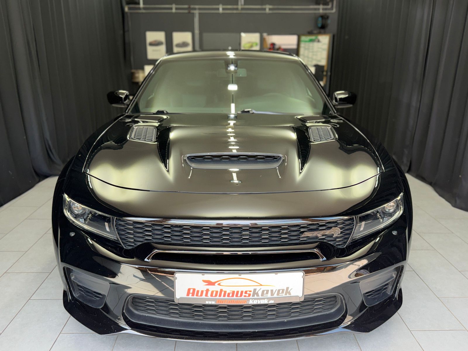 Fahrzeugabbildung Dodge Charger SRT Hellcat|WIDEBODY|U-FREI|D-FZG|H&K