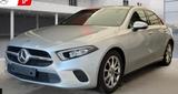 Mercedes-Benz A 200 Progressive LED NAVI SHZ RFK PDC LEDER - Mercedes-Benz A 200: Silber