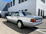 Mercedes-Benz 200 - Mercedes-Benz 200 Oldtimer: Limousine