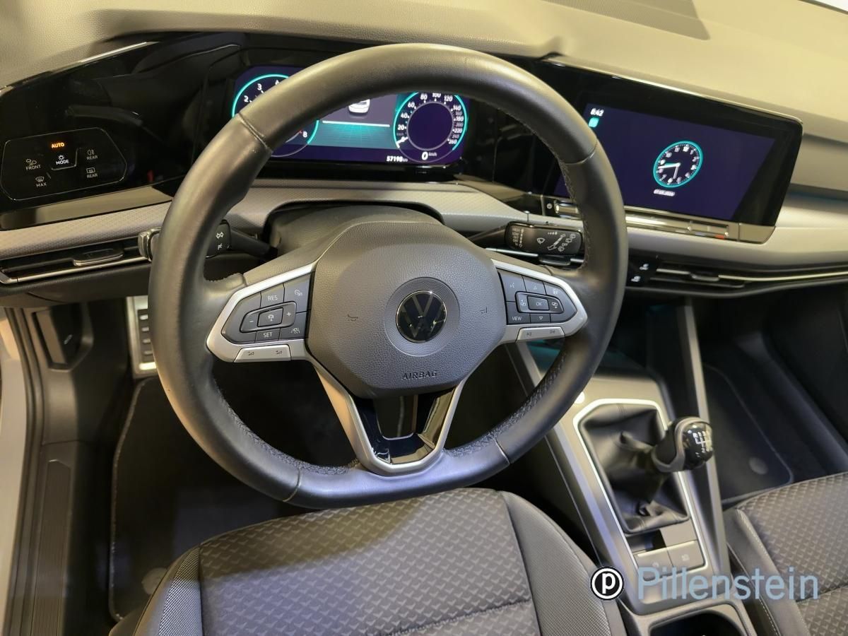 Volkswagen Golf - Bild 9
