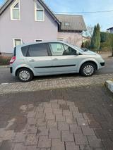 Renault Megane Scénic 1.6 16V  - gebrauchte Renault Scenic aus dem Jahr 2004