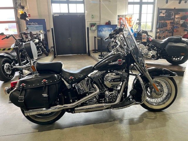 Fahrzeugabbildung Harley-Davidson FLSTC 103 Heritage-Jekill-wenig Kilometer