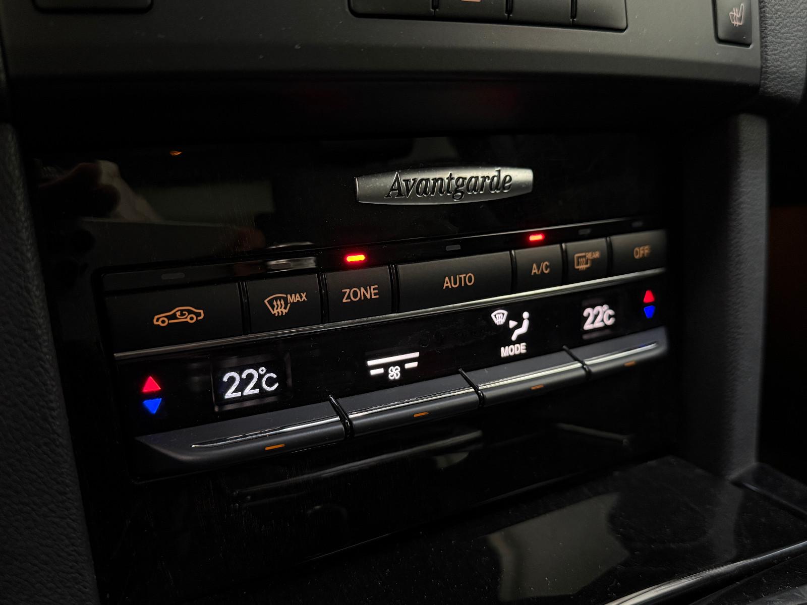 Mercedes-Benz E 200 Avantgarde, TÜV NEU,Automatik, Navi, Xenon