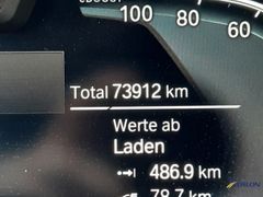 Fahrzeugabbildung BMW 330e Lim. Advantage Navi Laser SiHz HuD PDC DAB