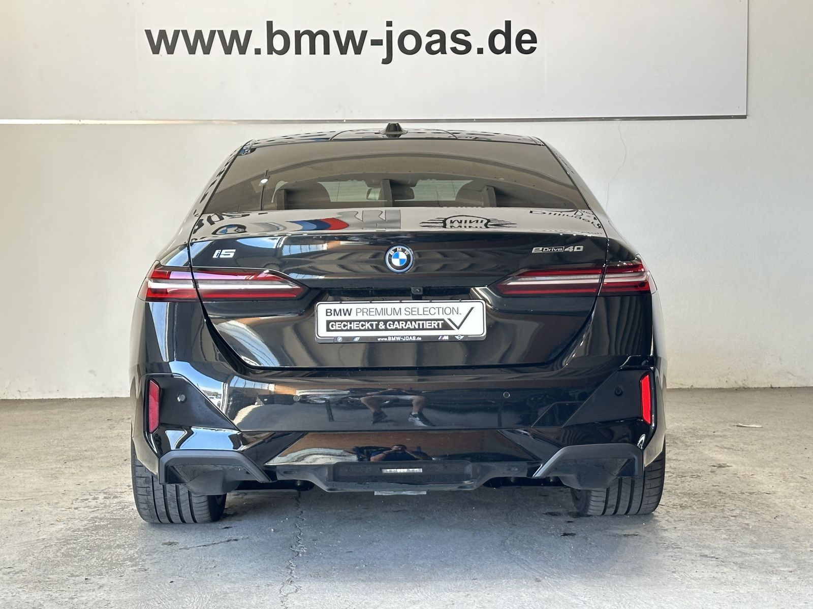 Fahrzeugabbildung BMW i5 eDrive40 M Sportpaket Sitzbelüftung Bowers &