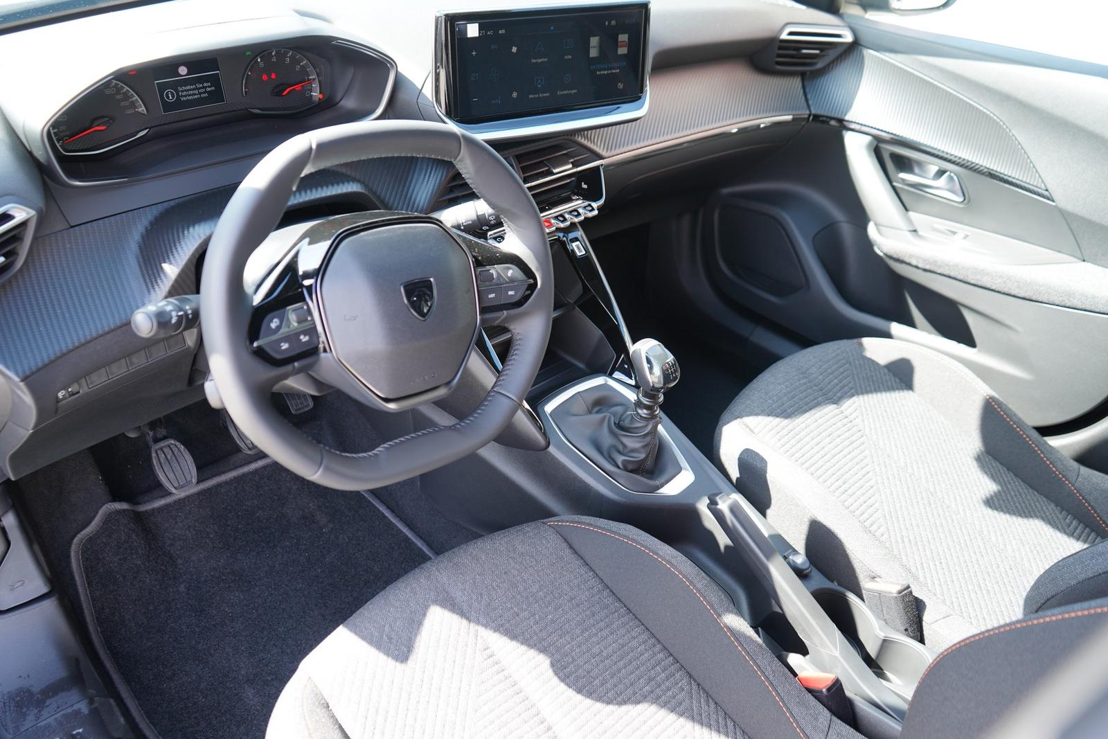 Peugeot 2008 1.2 PureTech LED Navi Kamera