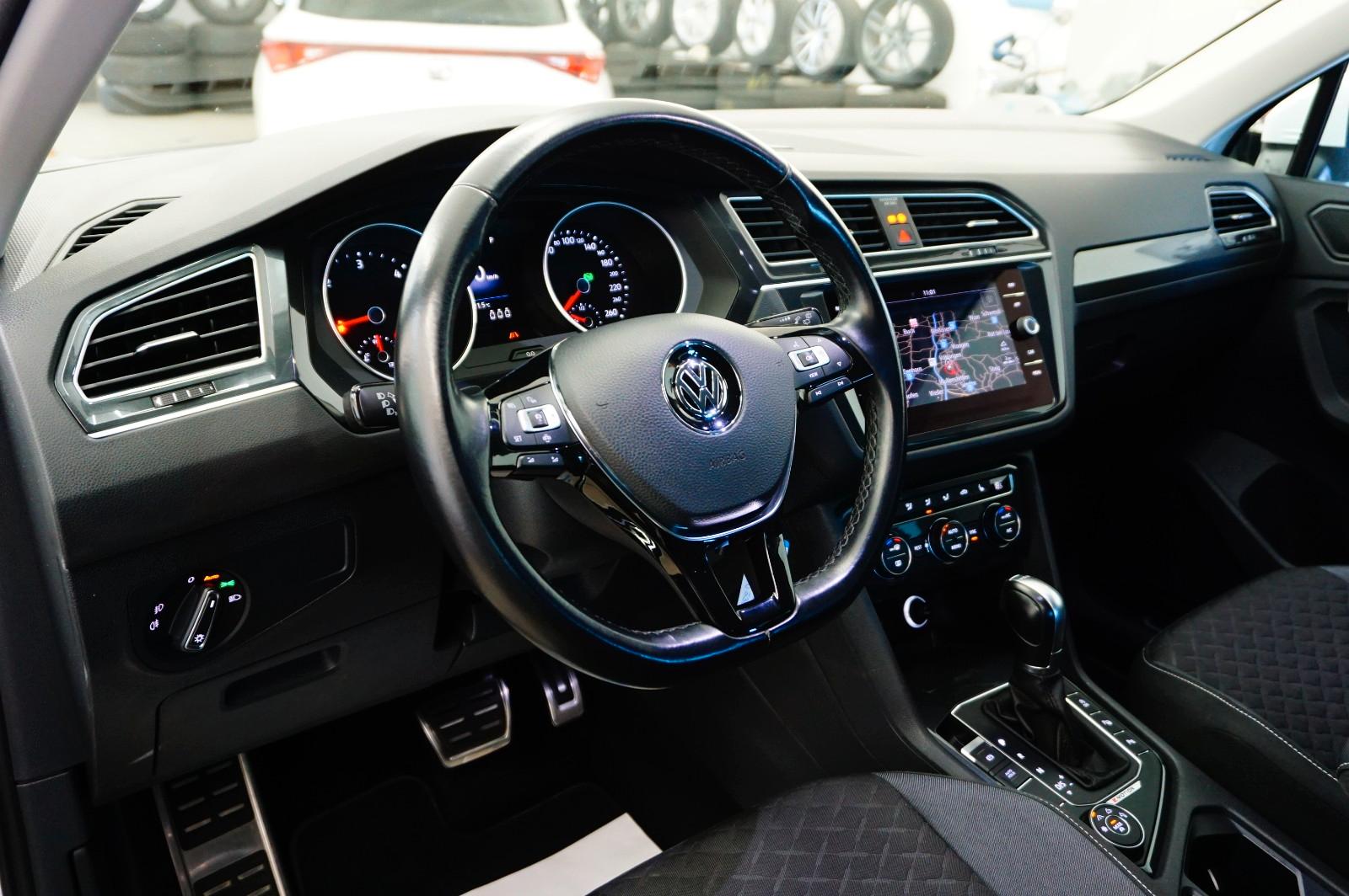 Volkswagen Tiguan Join*4Motion*DSG*AHK*Navi*PDC