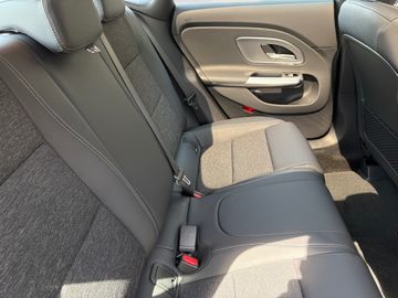 Mercedes CLA 180 - 9