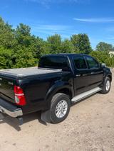 Toyota Hilux - schwarze Toyota Hilux