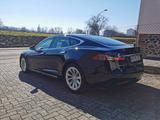 Tesla Model S 75D Allrad Anhängerkupplung - gebrauchte Tesla Model S aus dem Jahr 2018