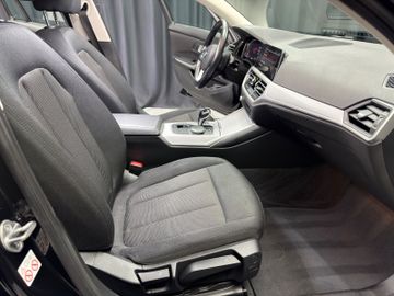 BMW 320 - 8
