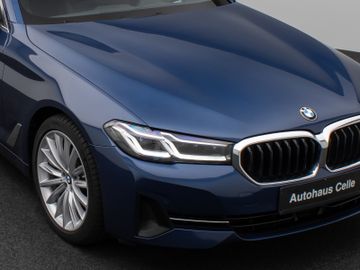 Fahrzeugabbildung BMW 520d Kamera Laser HUD DAB 4xKlima AHK Komfort