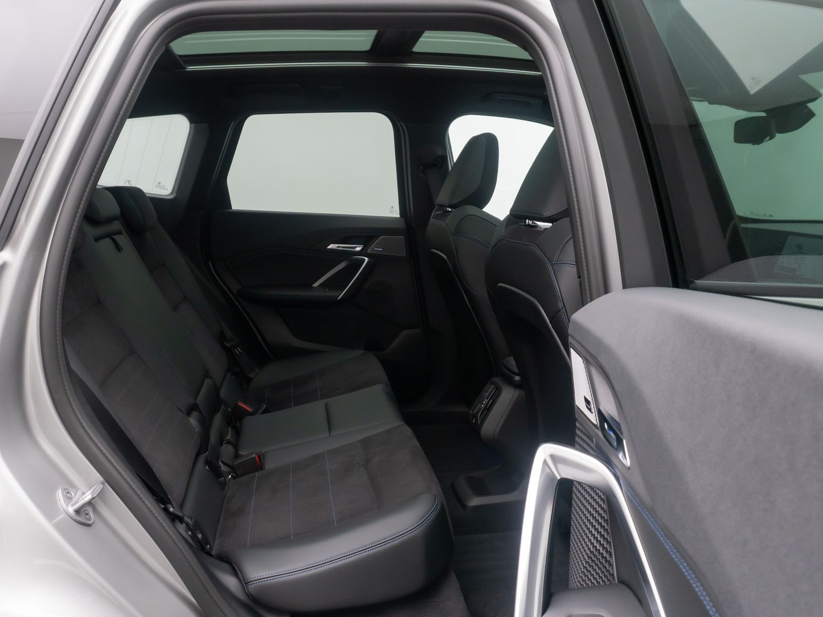 Fahrzeugabbildung BMW X1 xD25e M Sport DAB Kamera H/K Panorama 18Zoll