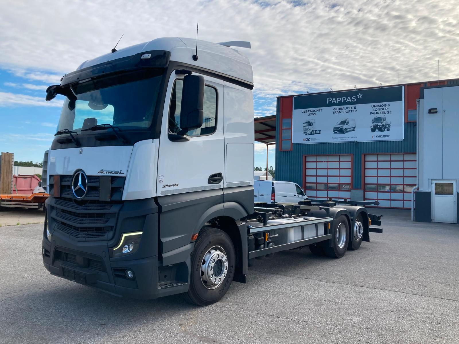 Mercedes-Benz 2545LL