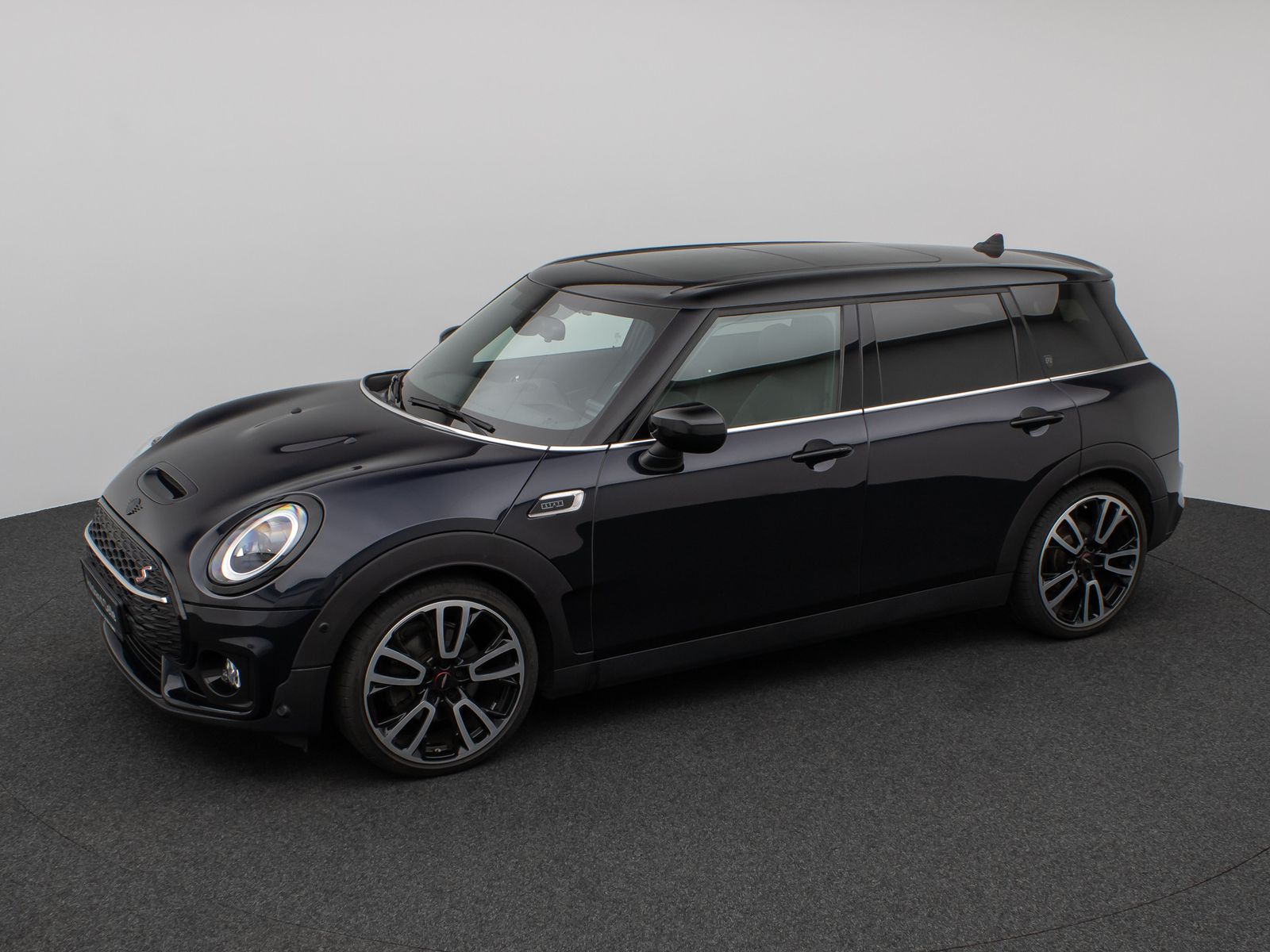 Fahrzeugabbildung MINI Cooper S Clubman JCWKS Panorama Kamera HUD Voll